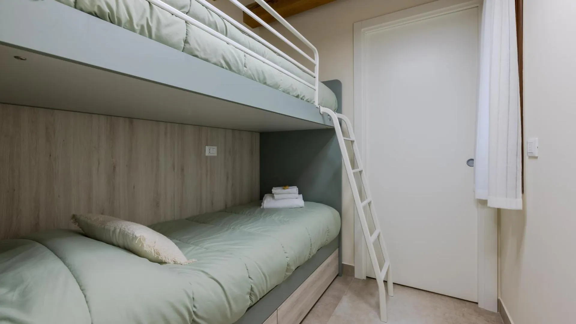דירות ונציה Residenza Scala Del Bovolo 0*,